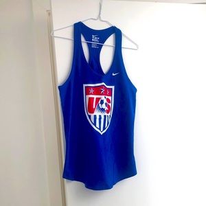 NWOT NIKE Tee Limited Edition Premium Tank, L